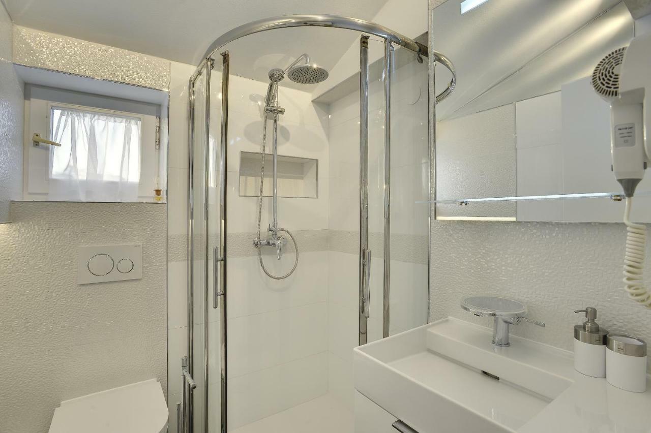 Apartments Zanetti 2 Pula Ngoại thất bức ảnh